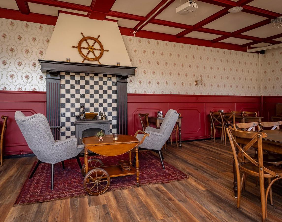 Hotel 'T Gemeentehuis Bedum Luaran gambar